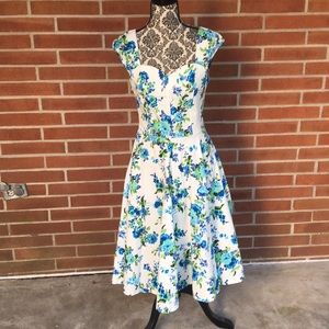 Cream Blue Floral Retro Style Swing Circle Dress M